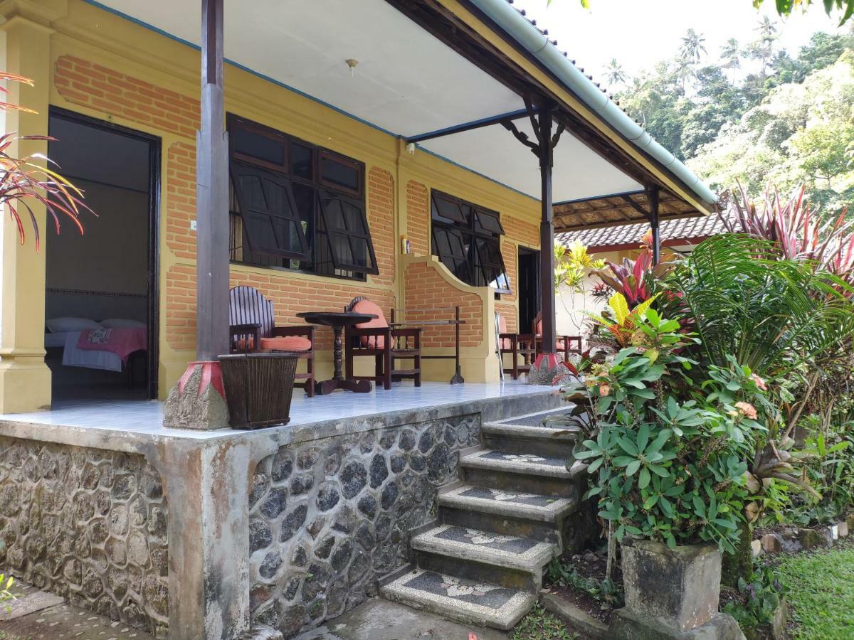 Rijasa Homestay Karangasem Buitenkant foto