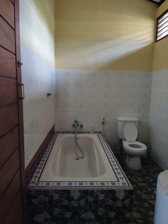 Rijasa Homestay Karangasem Buitenkant foto